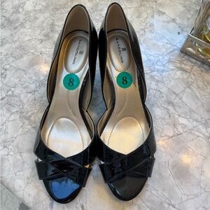 Bandolino Women's Patent Criss Cross d’orsay Black Heels 8 NWT